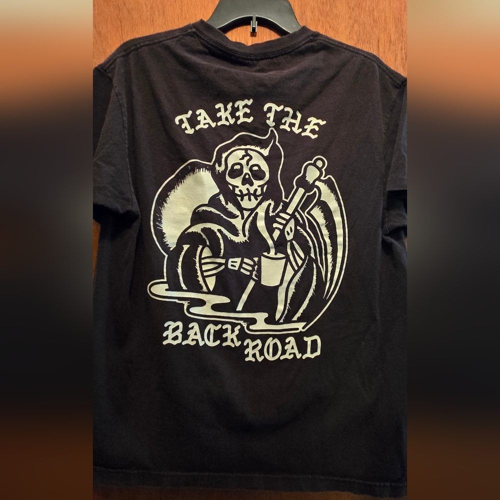 Indestructible Men's Black Collectible Tee "Back Road" SzL See Measurements - Picture 3 of 4